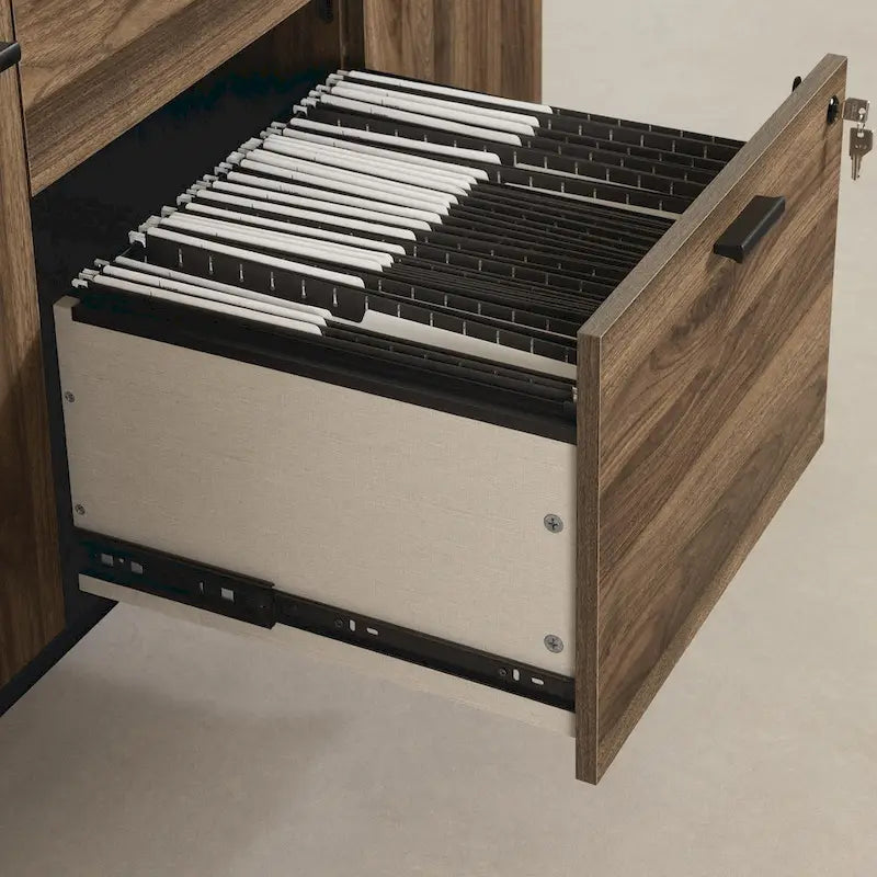 Edmon Credenza