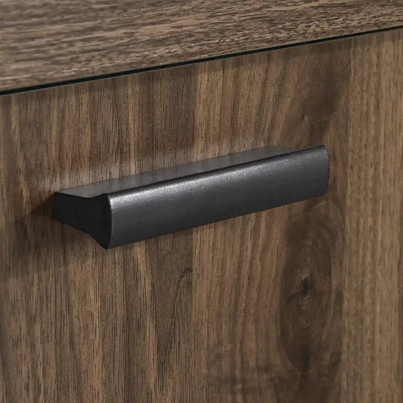 Edmon Credenza
